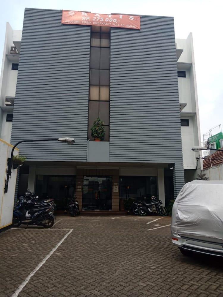 Hotel Caravan Tanah Abang Jakarta Kültér fotó