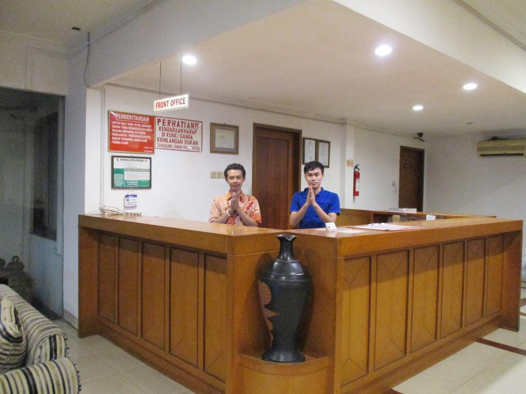 Hotel Caravan Tanah Abang Jakarta Kültér fotó