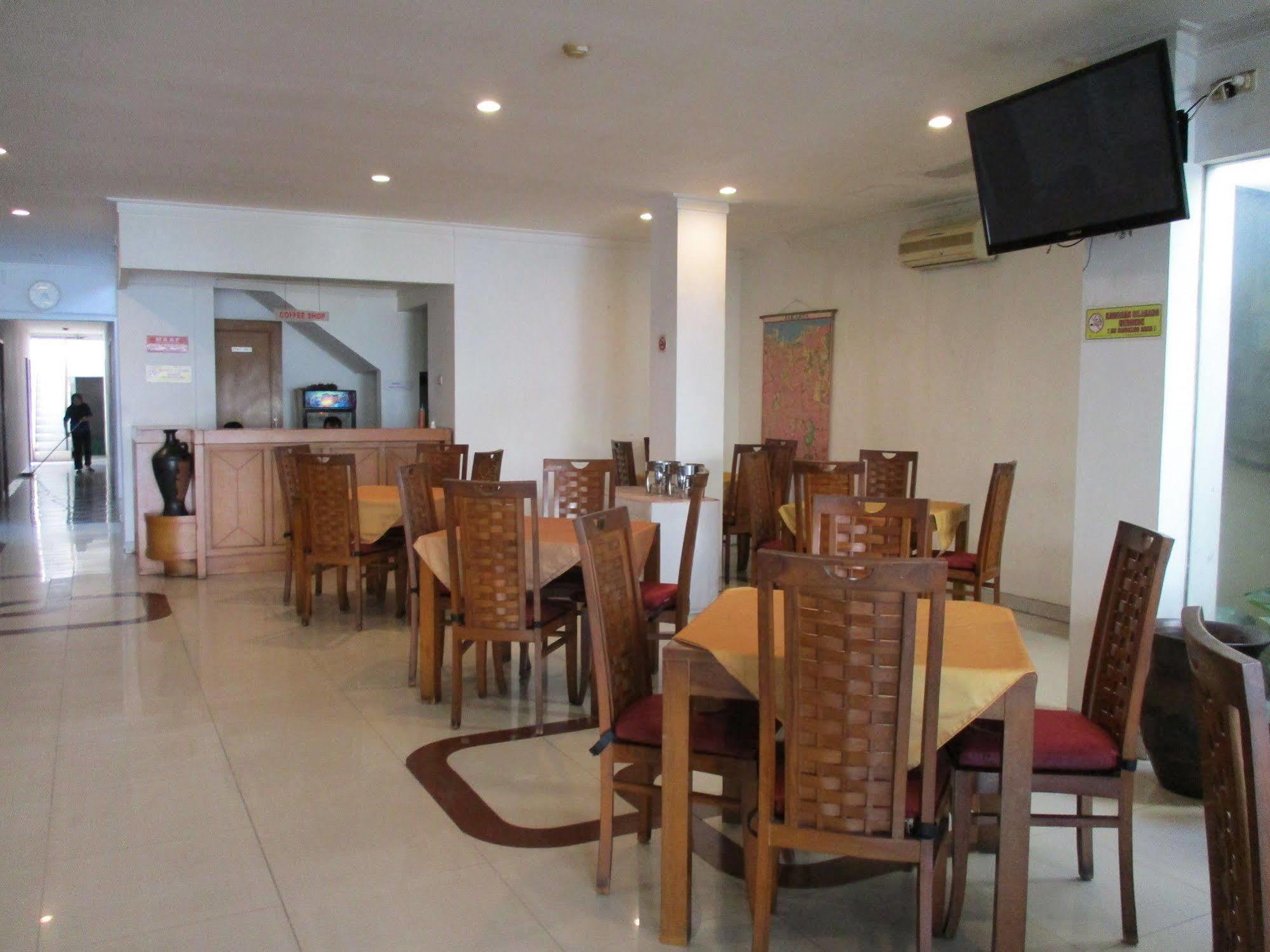 Hotel Caravan Tanah Abang Jakarta Kültér fotó