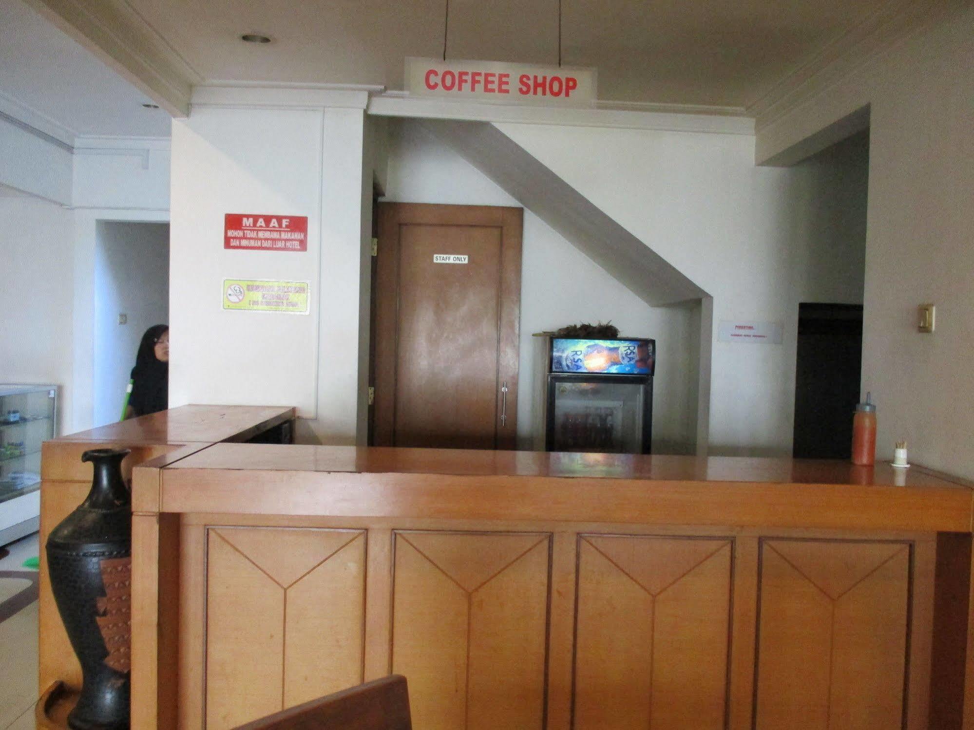 Hotel Caravan Tanah Abang Jakarta Kültér fotó