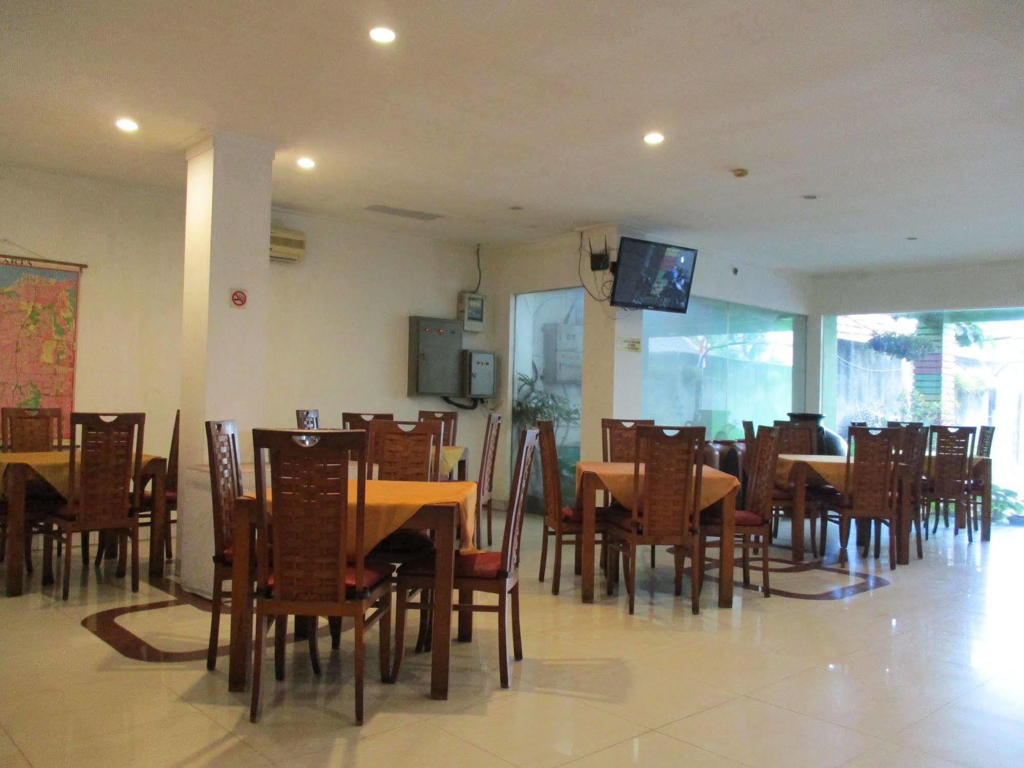 Hotel Caravan Tanah Abang Jakarta Kültér fotó